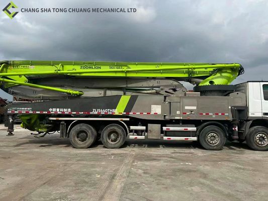 Pada 2017 Zoomlion Green Remanufaktur Truk Pompa Beton Bekas 56M Terpasang
