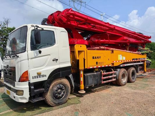 Pada tahun 2012 Sany HINO Chassis 46 Meter Concrete Pump Truck 5 Silinder dan 5 Masts