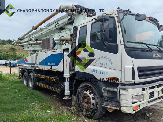 Pada tahun 2011 Zoomlion ISUZU Chassis 38 M Concrete Pump Truck 5 Silinder Dan 5 Masts