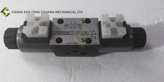 Aksesoris truk pompa beton Zoomlion katup arah elektromagnetik SDHE-0713-X24DC (berbentuk Y)