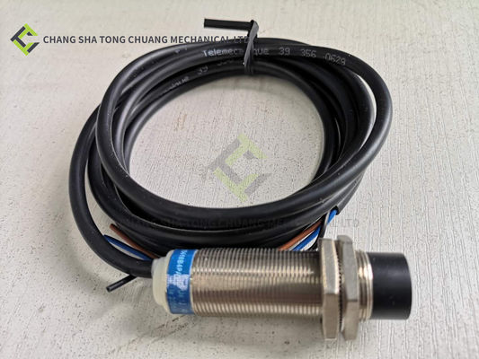 Proximity Switch XS618B4NAL2 untuk Zoomlion Concrete Pump Truck Mounted Pump Trailer Pump Accessories