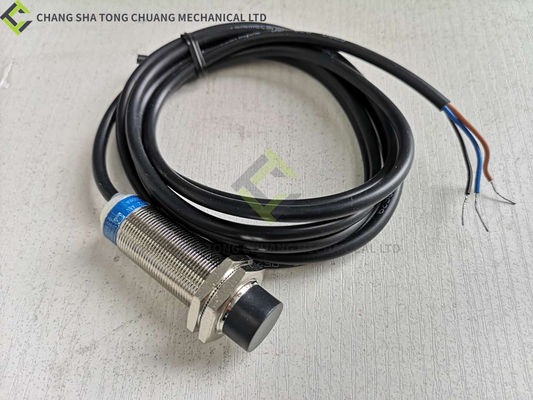 Proximity Switch XS618B4PAL2 untuk Zoomlion Concrete Pump Truck Mounted Pump Trailer Pump Accessories